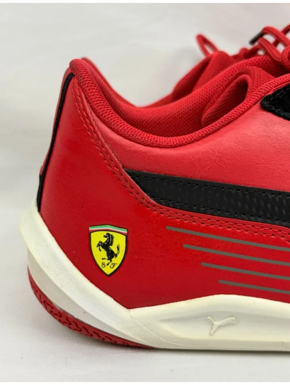 Puma scuderia ferrari